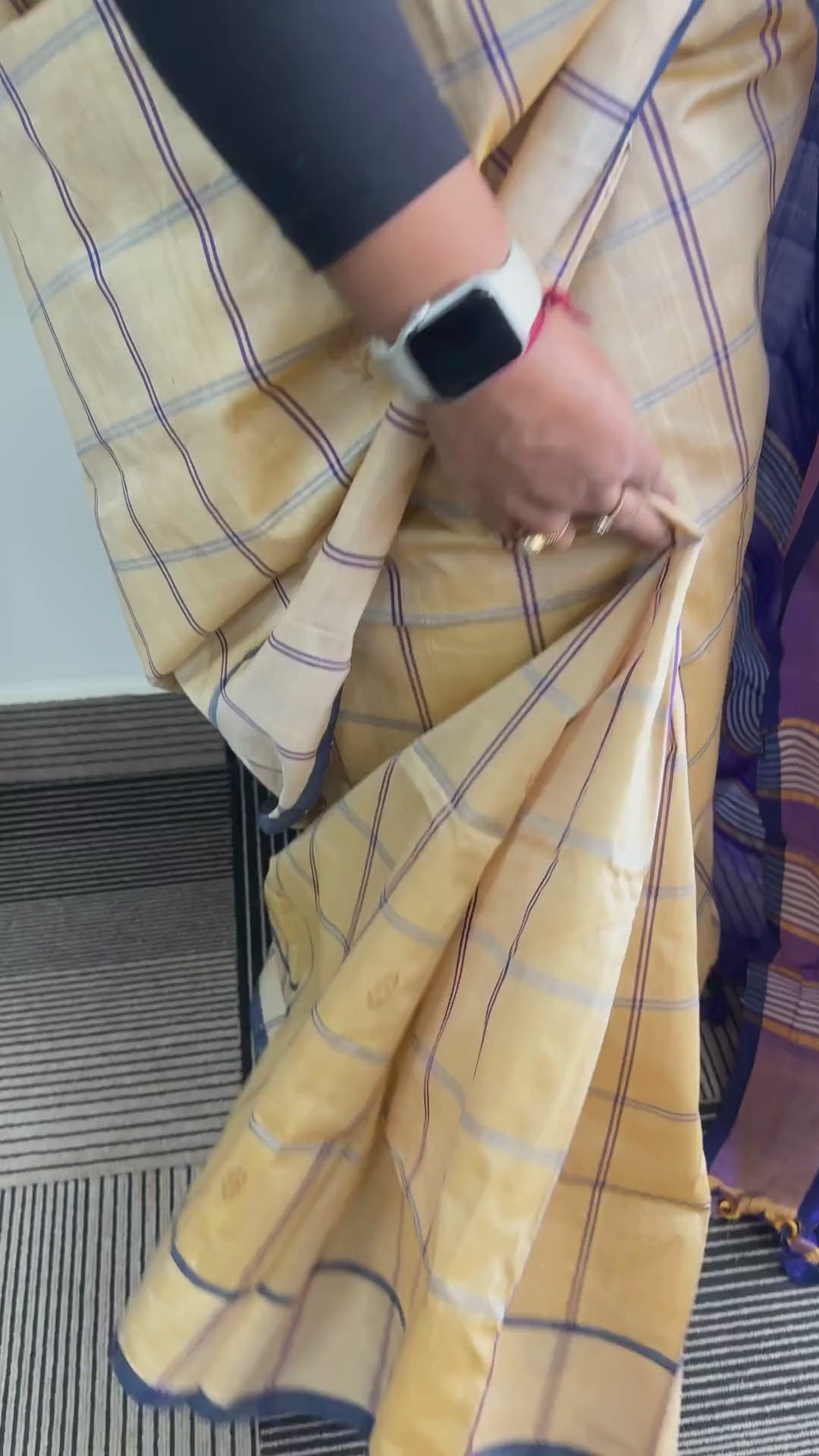 Tara Vaayu Saree