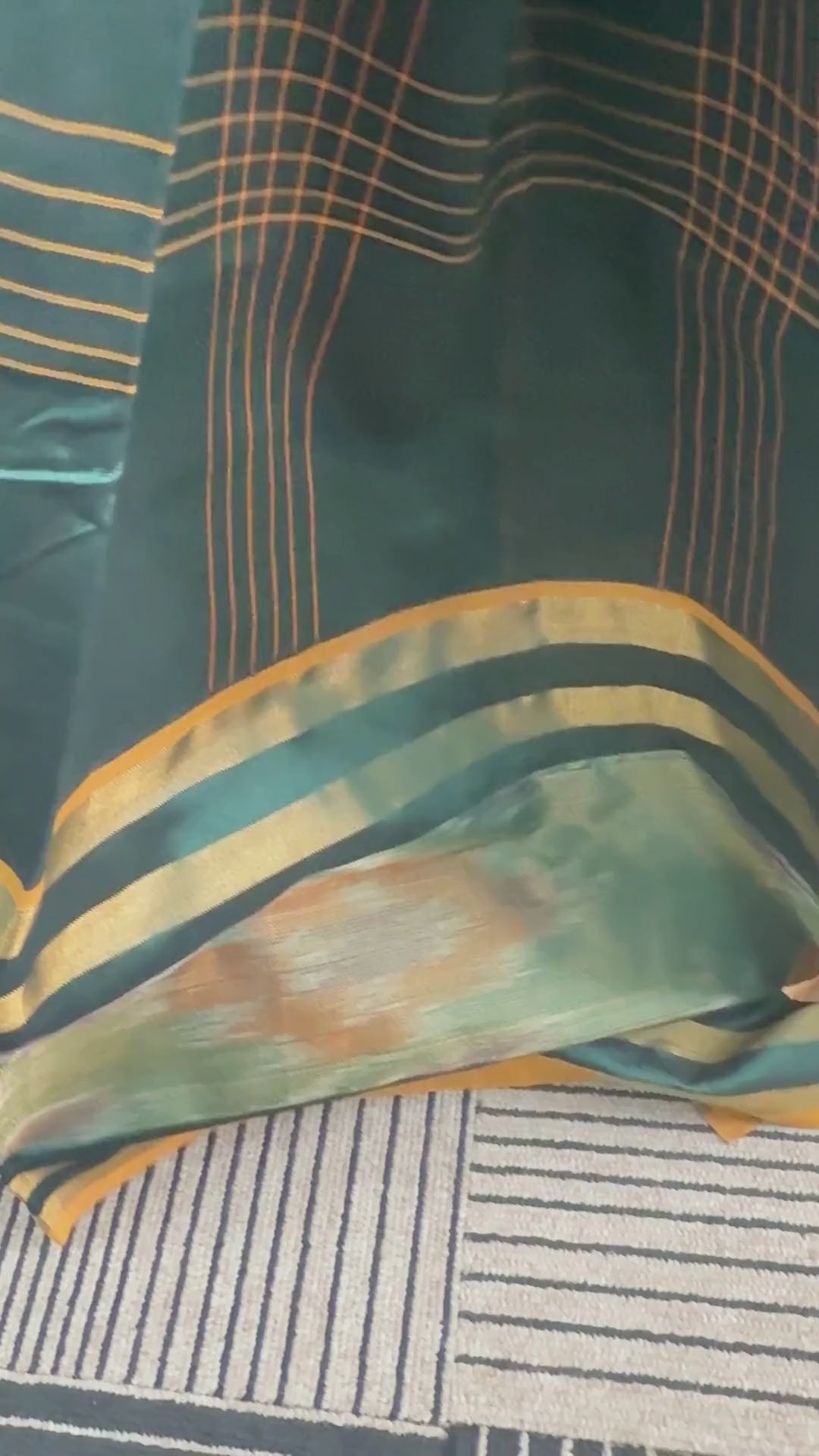 Pallav Vaayu Saree