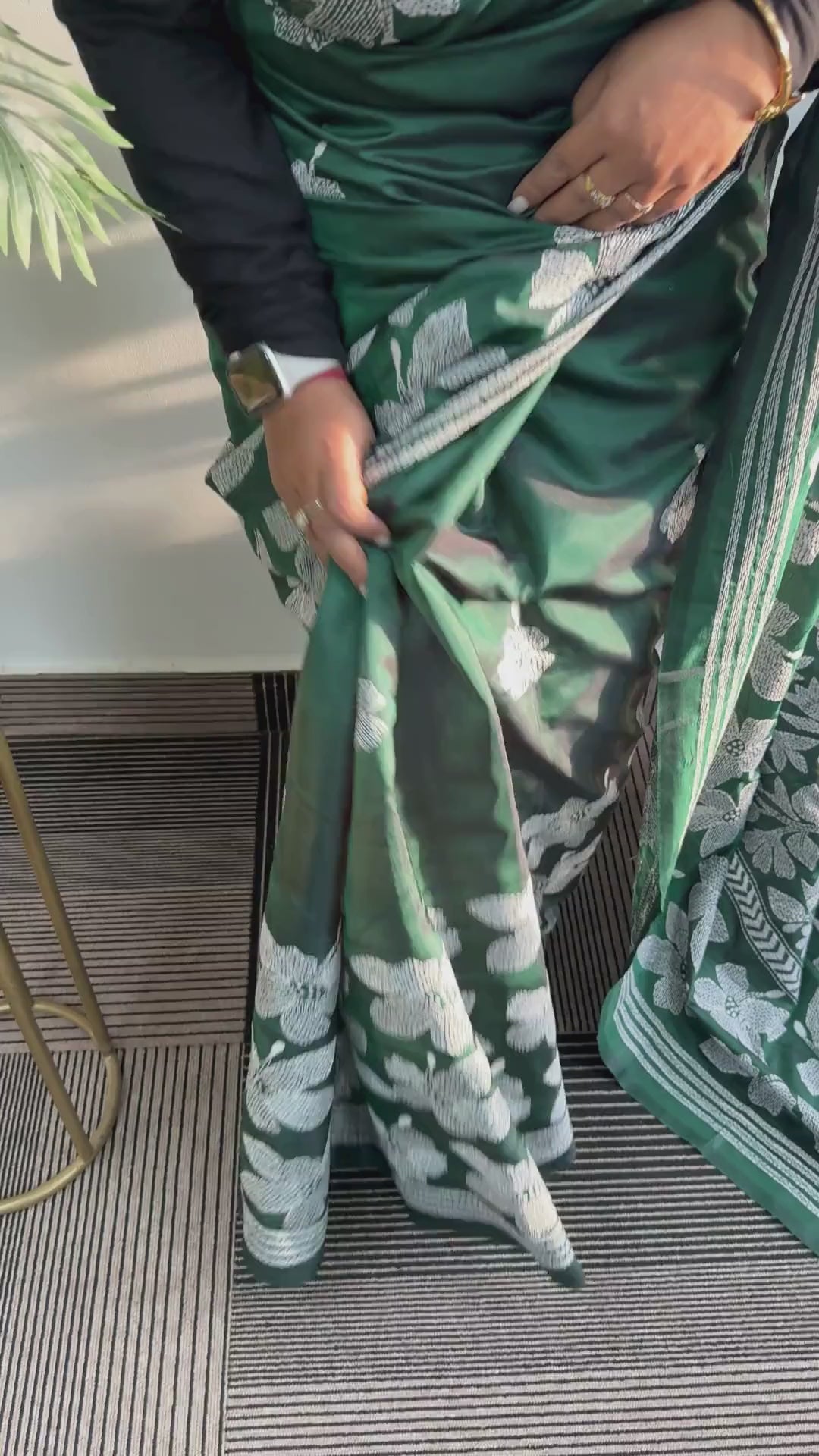 Haripushp Kolkata Kantha Saree